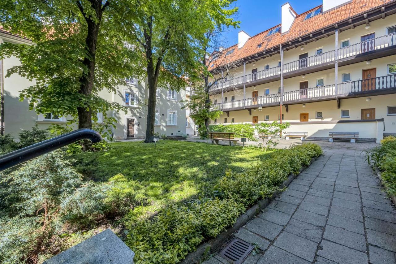 Unique Old Town 2br Stara 7